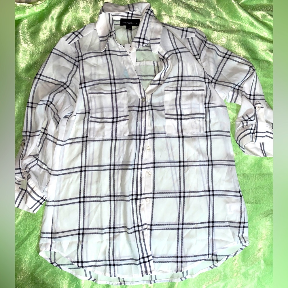 FORTUNE + IVY
Christelle Button Down Blouse